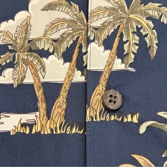 Pierre Cardin Hawaiian Tropical Summer Beach Vacation shirt. Size Large - Picture 5 of 10